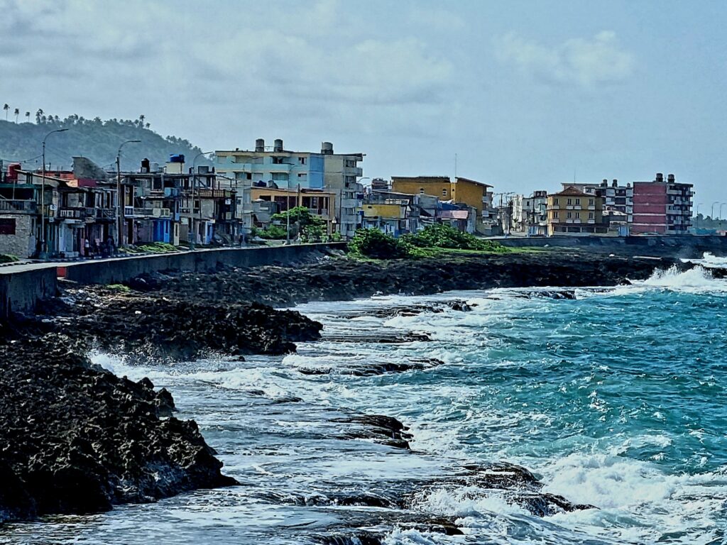 kuba-oriente-baracoa-malecon