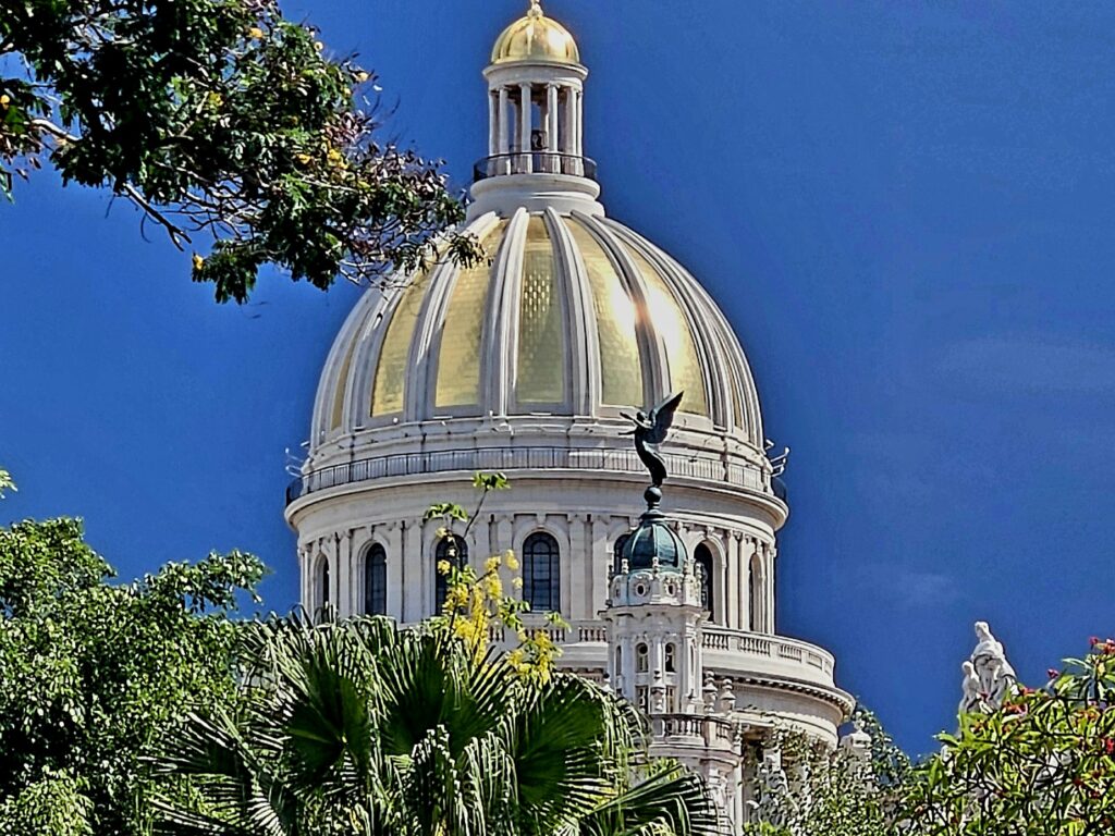 kuba-zwiedzanie-hawany-kapitol