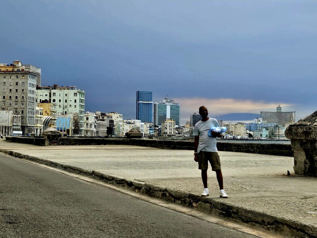kuba-zwiedzanie-hawany-malecon