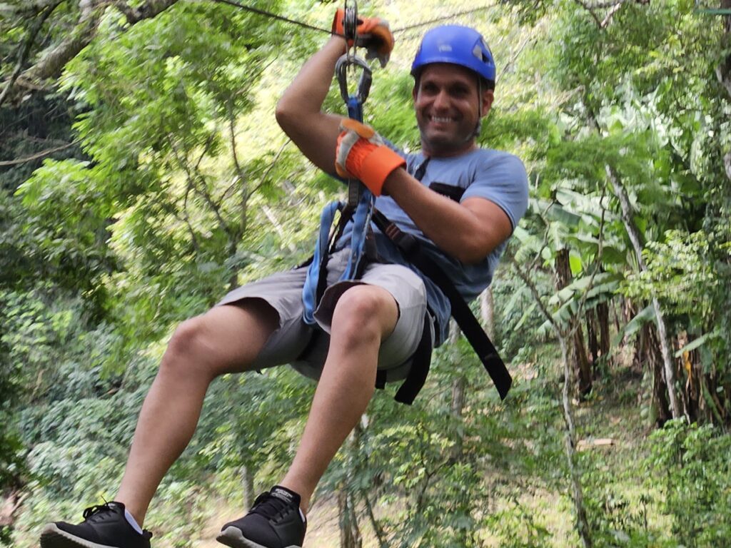 Canopy Tour - tyrolka na zboczach wulkanu Mombacho.