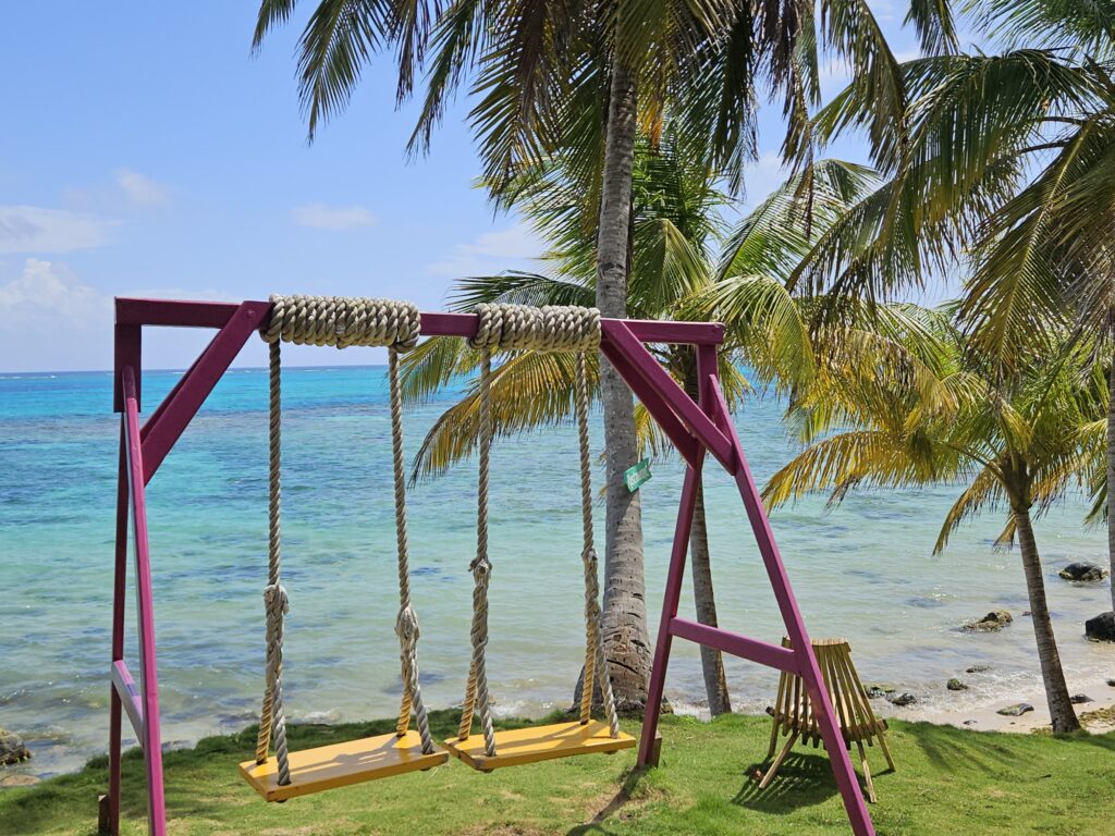 Huśtawka nad Morzem Karaibskim.